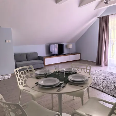 Apartamentczarna Gora Livigno 36 * Sienna (Klodzko)