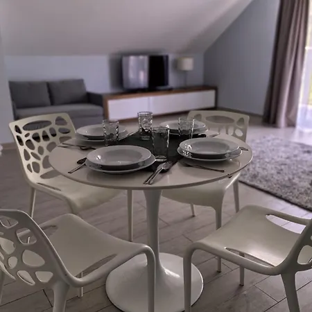 Apartamentczarna Gora Livigno 36 Apartment